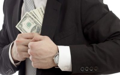 «Sanción Disciplinaria al Abogado podría ordenar la devolución al cliente de lo apropiado ilegalmente»